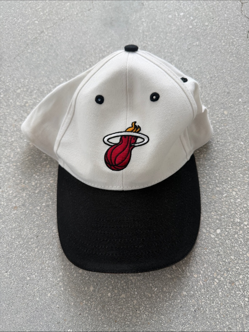 Vintage Miami Heat Black and White Hat
